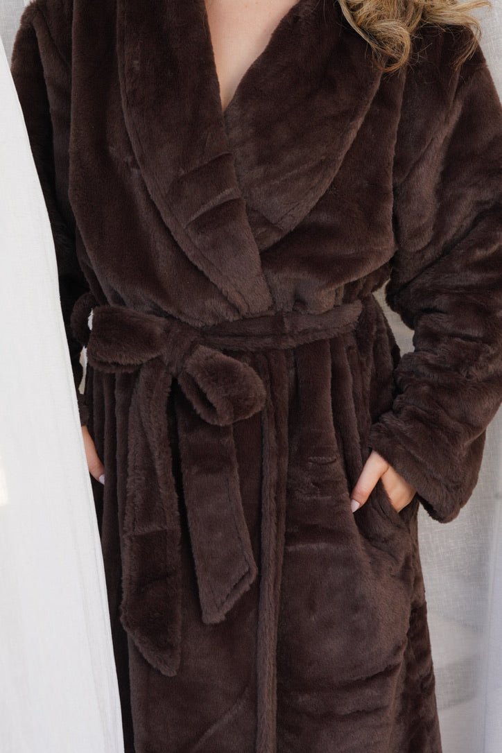 Signature Faux Fur Robe Coco
