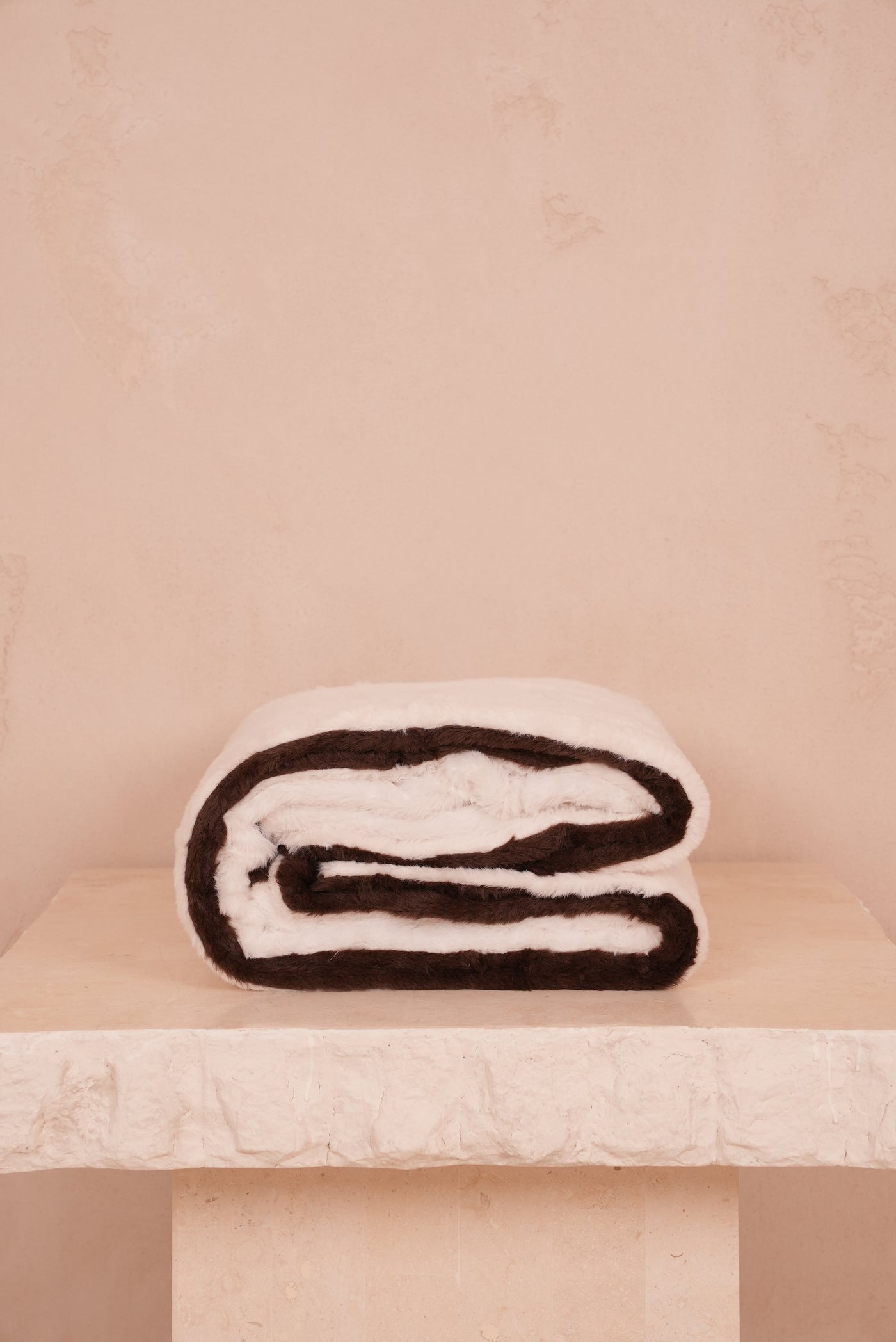 Signature Throw Blanket Coco 150cm X 210cm