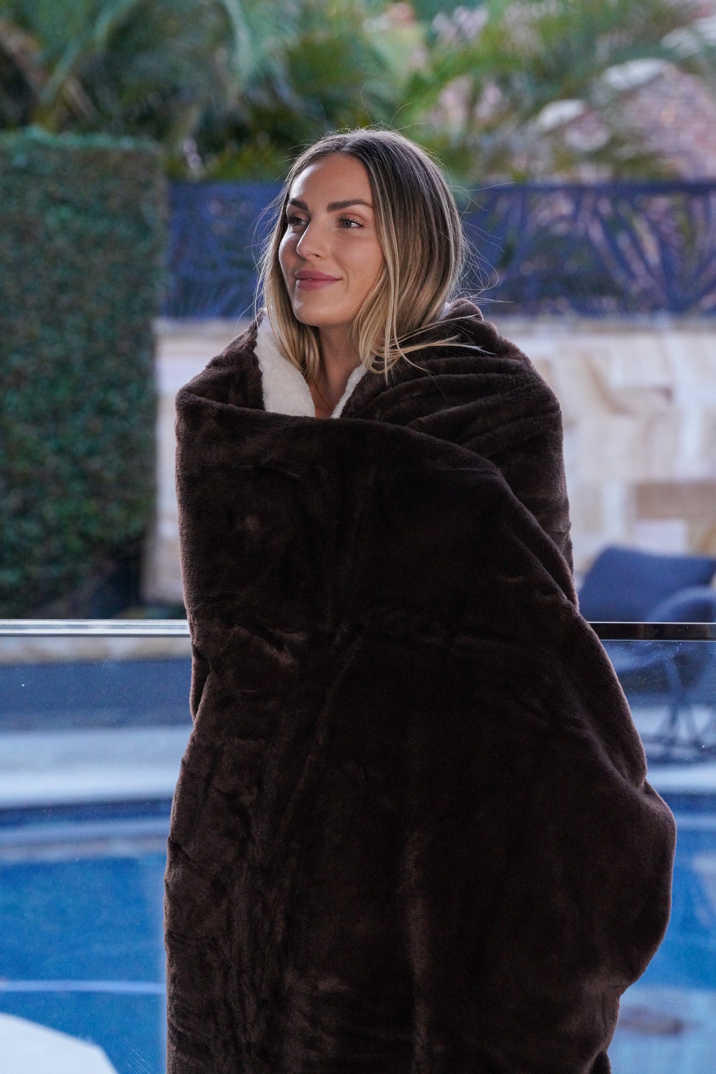 Signature Throw Blanket Coco 150cm X 210cm