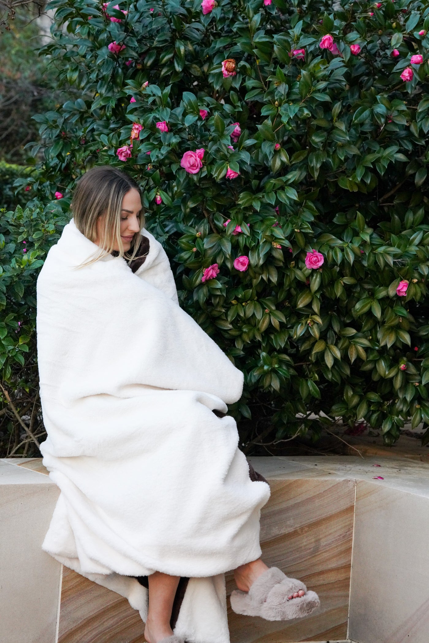 Signature Throw Blanket Coco 150cm X 210cm