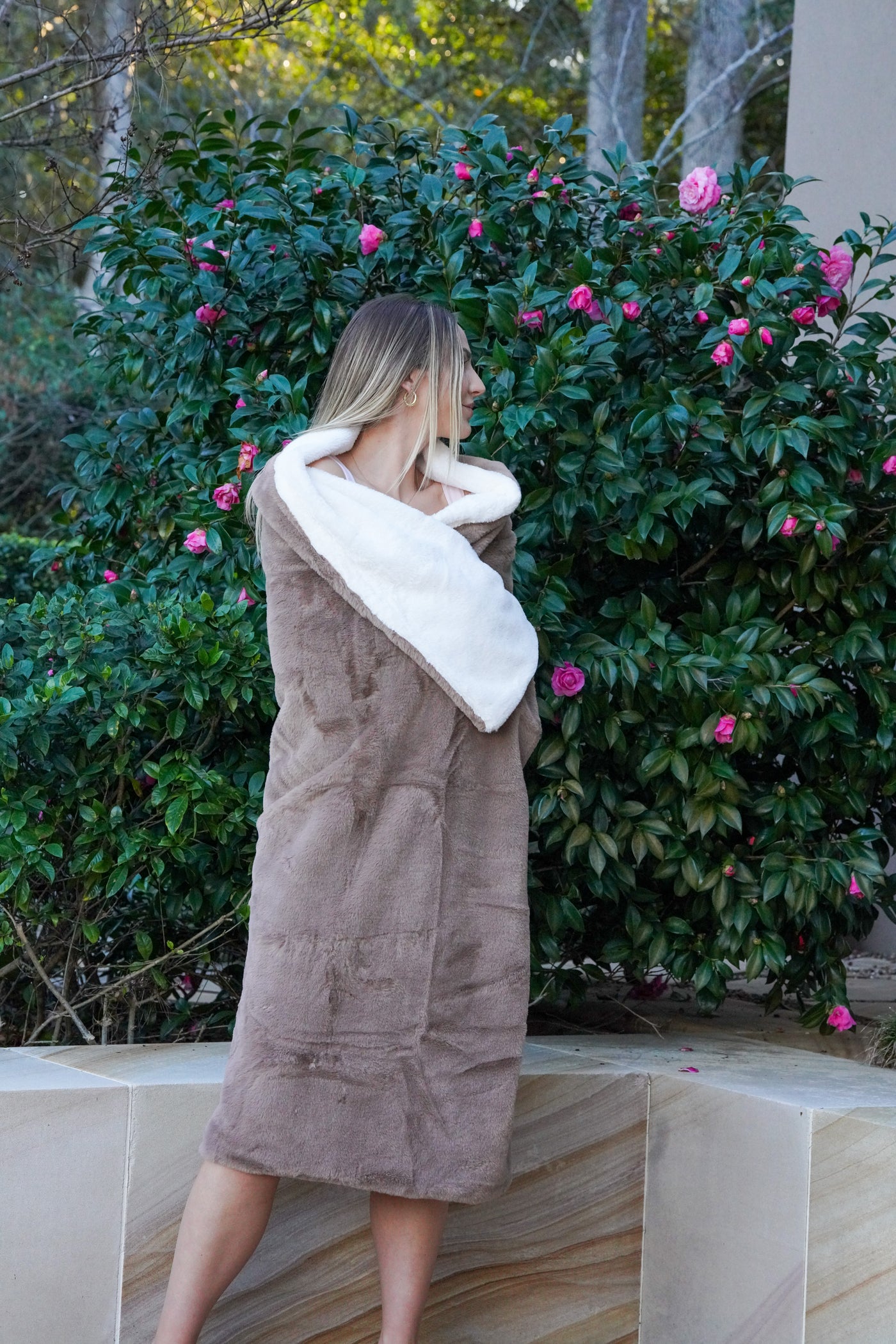 Signature Throw Blanket Mocha 130cm X 160cm