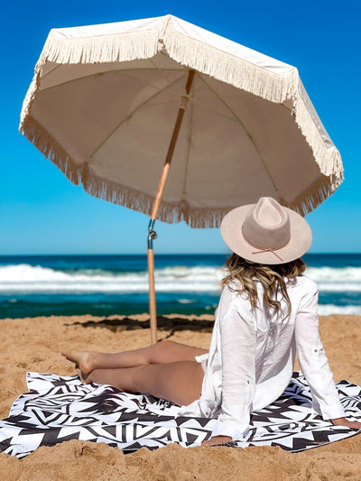 Deluxe Beach Umbrella Summer Bliss