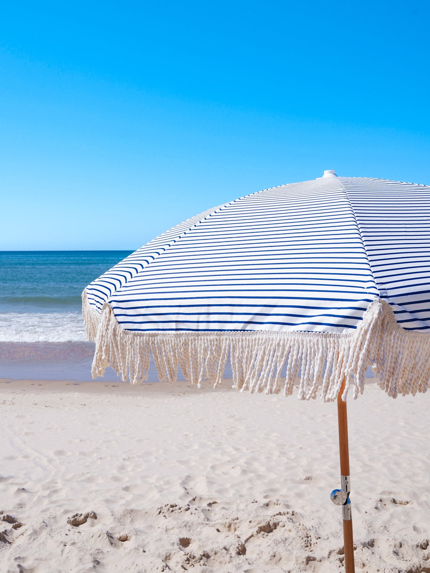 Deluxe Beach Umbrella Private Island