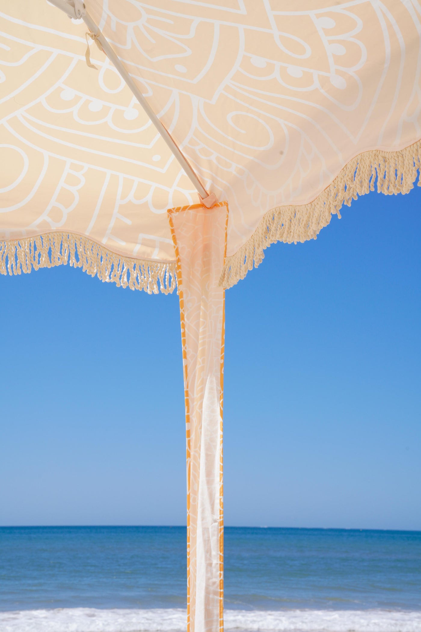 Deluxe Beach Cabana Ray Of Sunshine