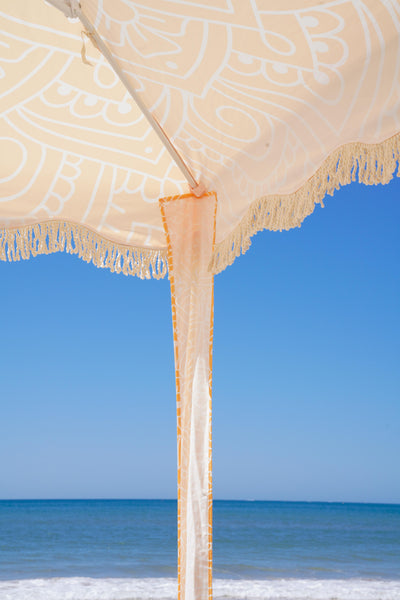 Deluxe Beach Cabana Ray Of Sunshine